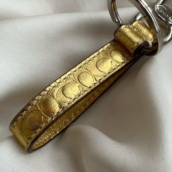 COACH gold keychain - Picture 3 of 8